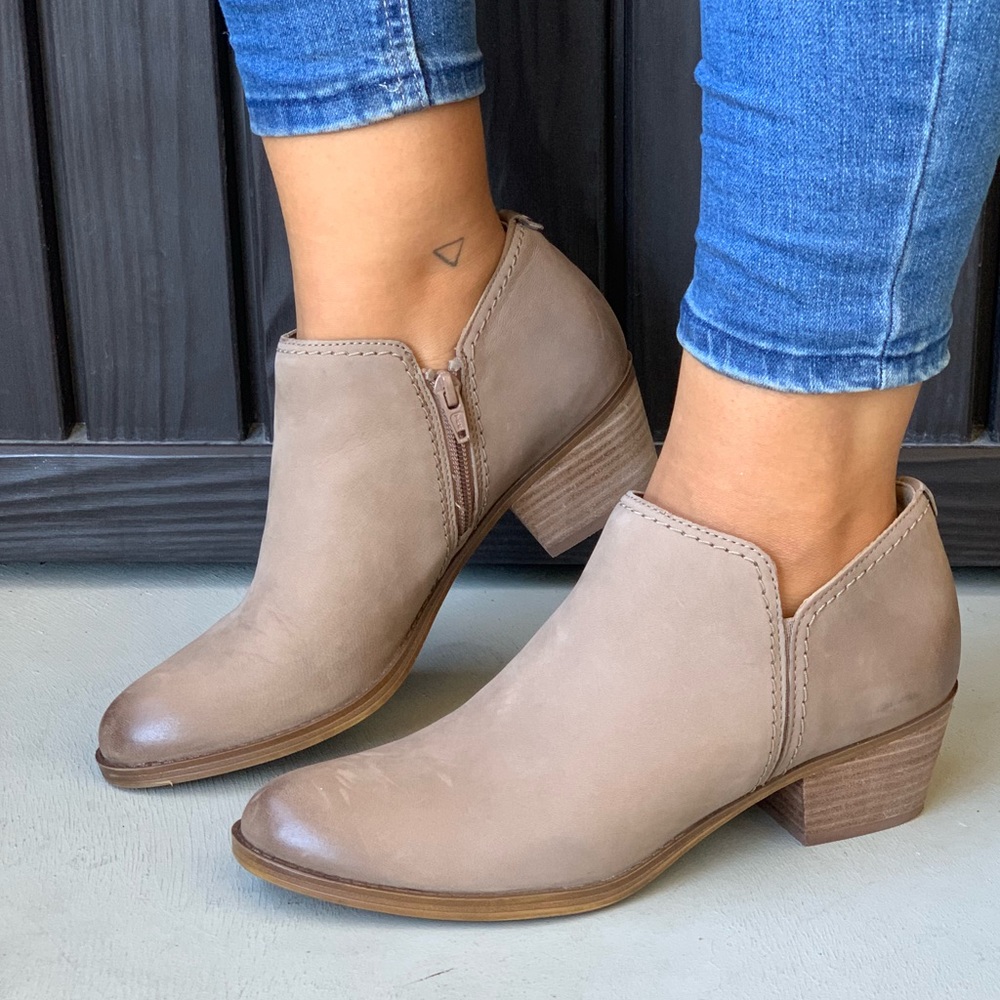 Genuine Leather Distressed V Short Ankle Booties - Picture 2 of 5